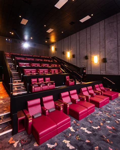 Reel Luxury Cinemas - Movie Theater in The Woodlands, TX | The Vendry