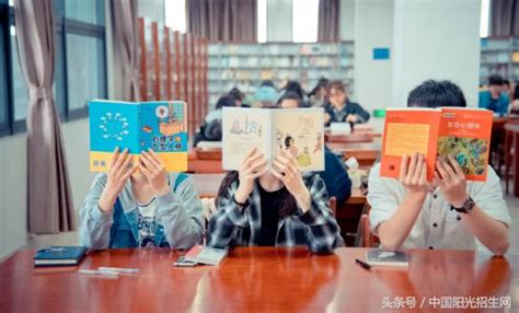 南通師範高等專科學 書香浸潤校園，好書伴我成長 每日頭條