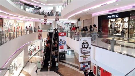 Mall Pesona Square Depok Ramai Pengunjung Di Hari Pertama Tahun 2022