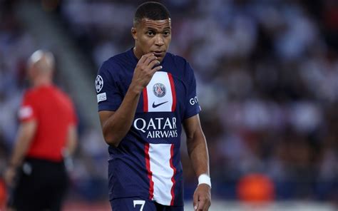 C T C Tig Mbappe La Psg Este Cel Mai Mare Contract Sportiv Semnat