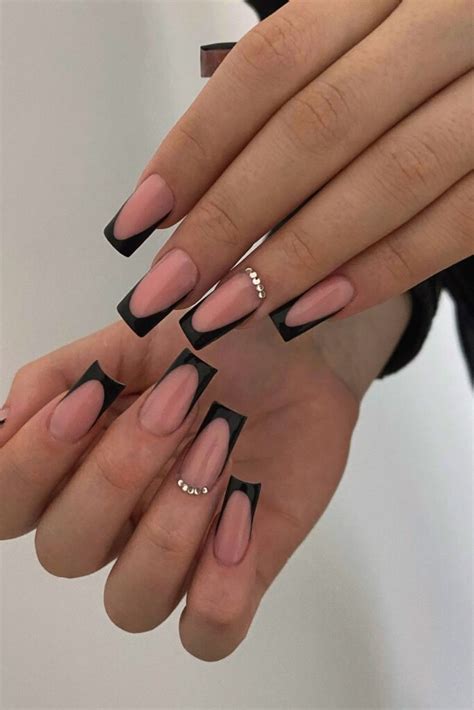 Nude Nail Designs That Elevate Your Everyday Look
