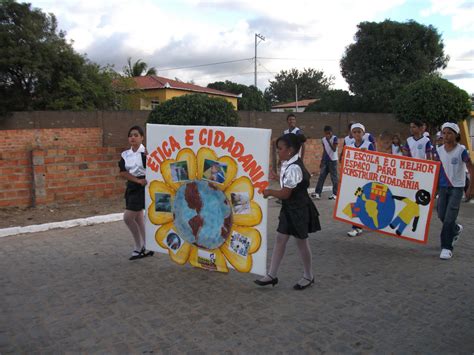 escola alice rodrigues de moura desfile civico