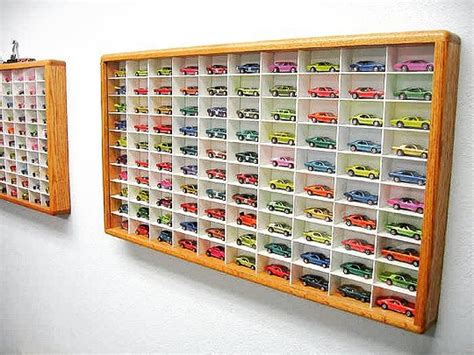 Ide Desain Rak Display Case Hot Wheels Backdrop Solo