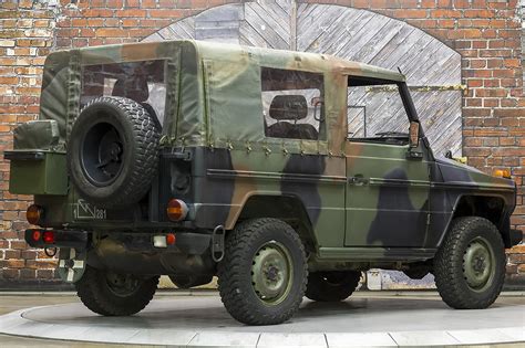 1990 Mercedes Benz 250gd Wolf