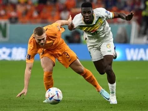 Holanda Vence Senegal Por A Em Sua Estreia Na Copa Copa Do Mundo