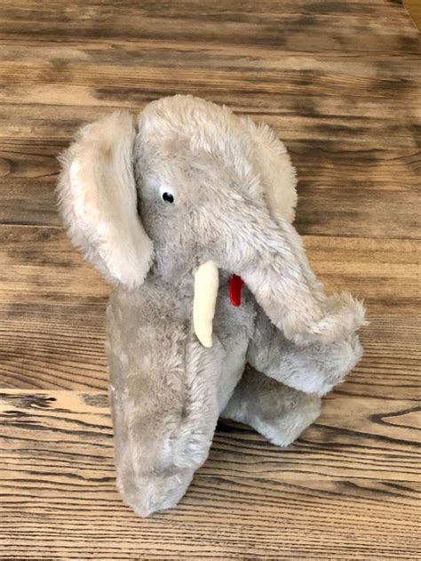 Vintage Altes Stofftier Pl Schtier Kuscheltier Elefant Kaufen Auf Ricardo