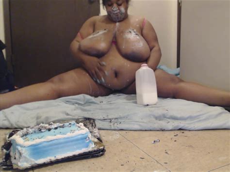 Greedy BBW Devours Cake Milk ThisVid