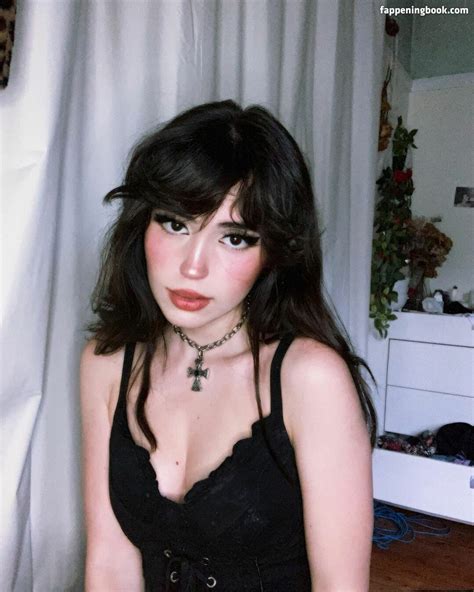 Mia Rodriguez Miarodriguezfeet Nude OnlyFans Leaks The Fappening Photo