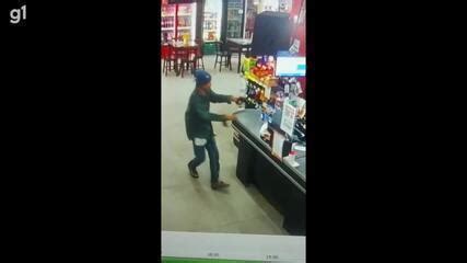 Polícia prende homem por assalto armado a supermercado em Lajedo veja