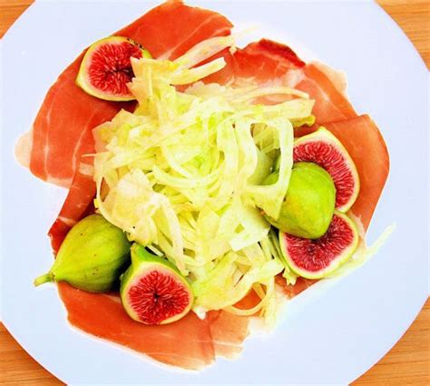 Fig Fennel And Prosciutto Salad Recipe Fennel Fennel Salad Perfect Health Diet