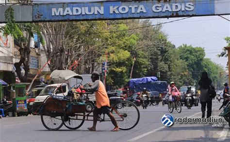 Gadis Bangkit Pecel Karismatik Atau Pendekar Banyak Julukan