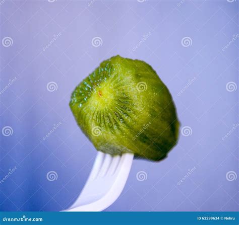 Whole Peeled Kiwi Fruit Stock Photo Image Of Green Ripe 63299634