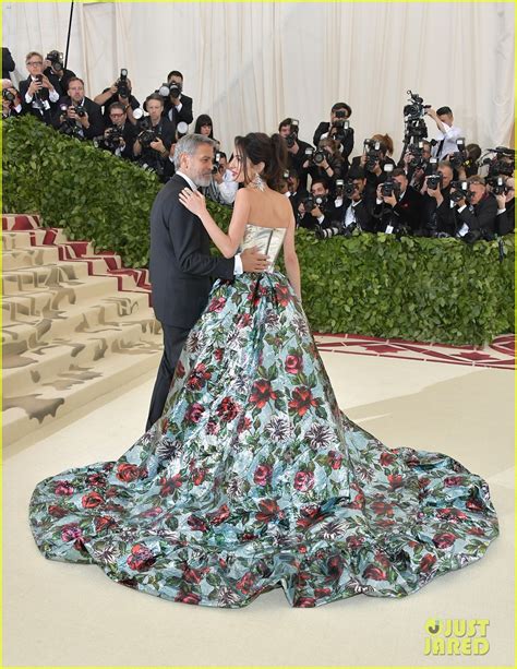 Amal Clooney Stuns on Met Gala 2018 Red Carpet with Husband George ...