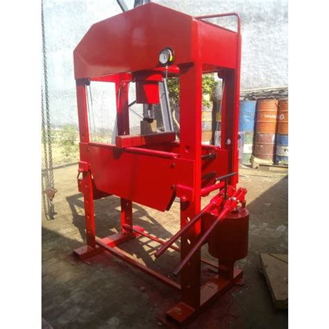 Hydraulic Power Press At 65000 00 Inr In Ludhiana Punjab H P Singh Machinery Pvt Ltd