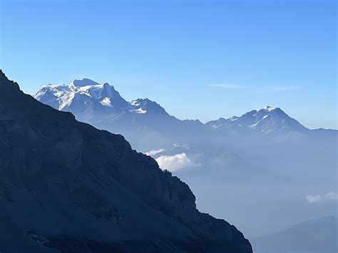 Im Aufstieg Taucht Dann Auch Der Grand Combin Auf Fotos Hikr Org