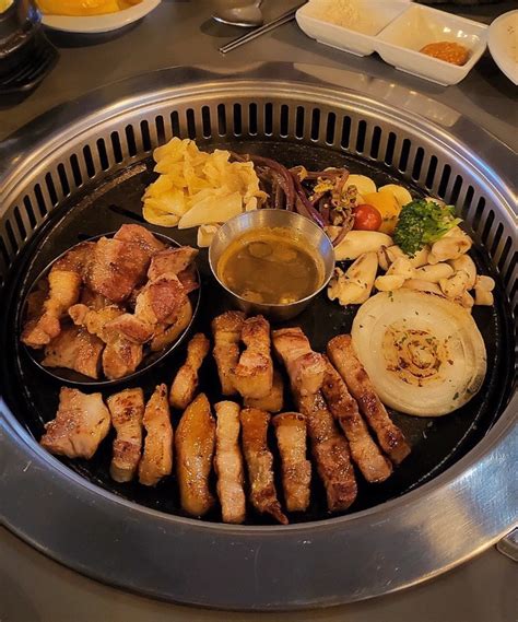 수원 인계동 맛집 구워져서 나오는 숙성 삼겹살 ‘계동돼지 네이버 블로그