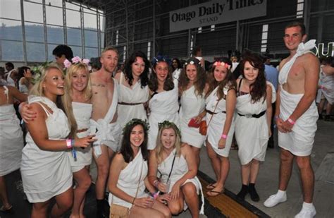 Photos Thousands Pack Stadium For Toga Party Otago Daily Times