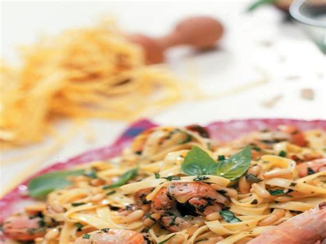 Ricetta Tagliolini Agli Scampi E Pinoli Cook