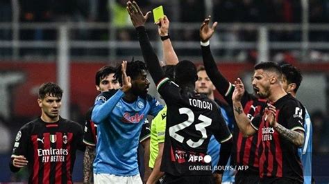 Napoli Vs AC Milan Rossoneri Seolah Ketiban Durian Runtuh 3 Pilar