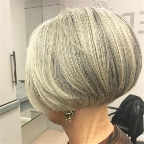 25 Cool Short Bob Haircuts for Women over 60 in 2021-2022