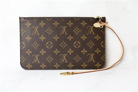 Louis Vuitton Neverfull Wristlet Monogram With Beige Interior New No