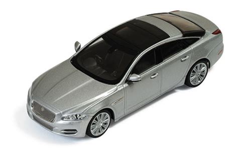 Jaguar Xj Rhodium Silver Metallic