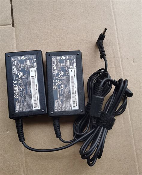 Genuine Chicony 19v 3 42a 65w A18 065n3a AC Power Adapter Laptop