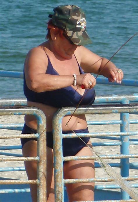 Massive Candid Bikini Granny Tits Photo X Vid