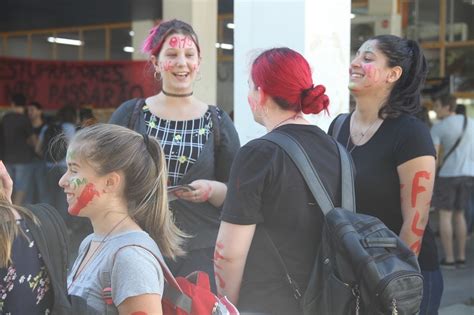 Calouros são recepcionados atividades culturais no campus sede UFSM