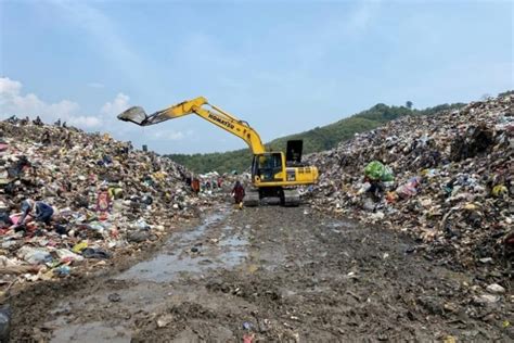 Bey Benarkan Instruksinya Soal Larangan Buang Sampah Organik Ke