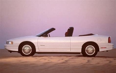 Used 1995 Oldsmobile Cutlass Supreme Convertible Pricing For Sale Edmunds