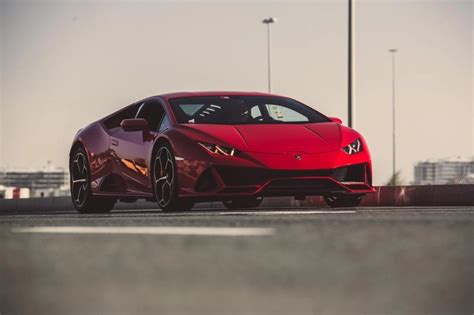 Lamborghini Huracan EVO RED 2020 - Big Boss Luxury Car Rental