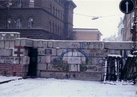 Riga Barricades 19911992 Latvia Still There After One Yea Flickr