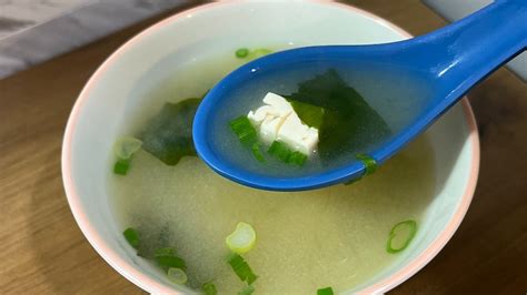 Miso Soup Recipe A Quick And Easy Japanese Classic — Pys Kitchen