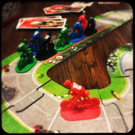 aka pastor guy: Flamme Rouge & Peloton (Board Game Review)