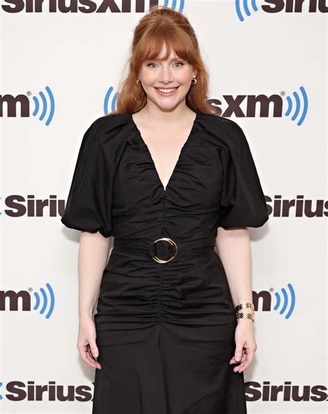 Pin By Charity S Ghost On Bryce Dallas Howard Dallas Howard Bryce