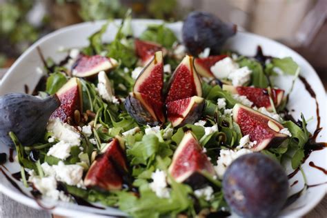 Rucolasalat Mit Feigen Und Ziegenk Se Salat Rezepte Foodtempel