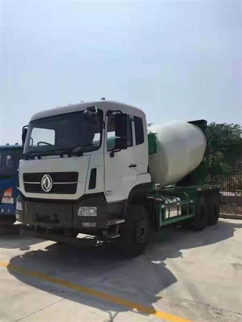 Dong Feng Cbm Mixer Truck With High Quality Producer China