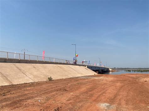 Tournée économique du PM en Casamance Amadou BA inaugure les ponts de