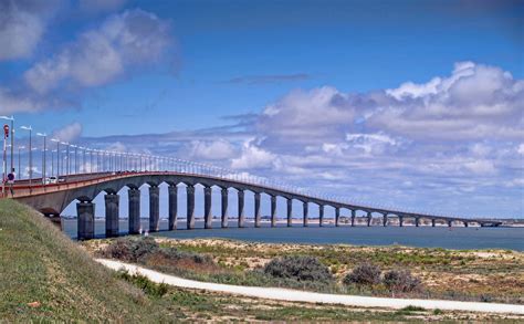 Majestueux pont de l Ile de Ré