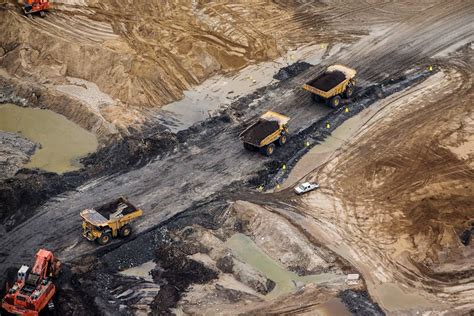 Suncor Oil Sands Mining Heavy Equipment Operators And Technicians 5