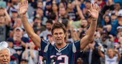 Tom Brady Returns to New England Patriots for Special Ceremony