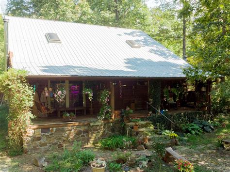 Ozarks Log Cabin On 6 98 Acres Land For Sale In Arkansas 214857