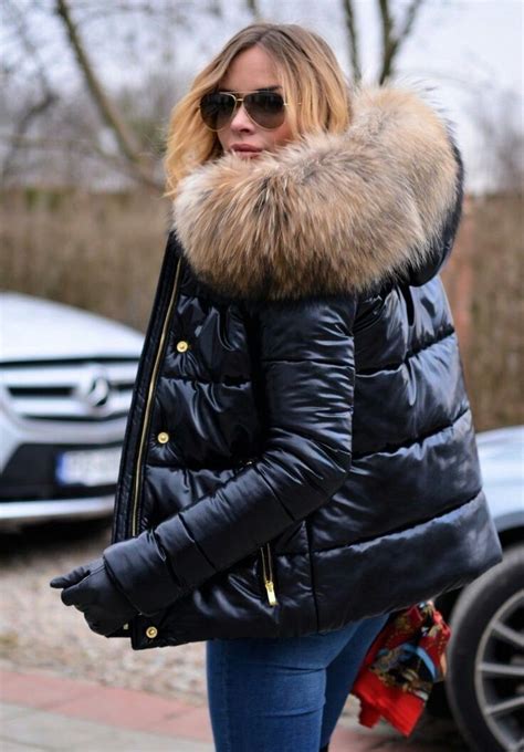 Pin By Emanuele Perotti On Beauties In Fur Jackets Winter Coats