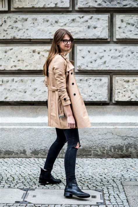 Trenchcoat And Striped Sweater Autumn Outfit