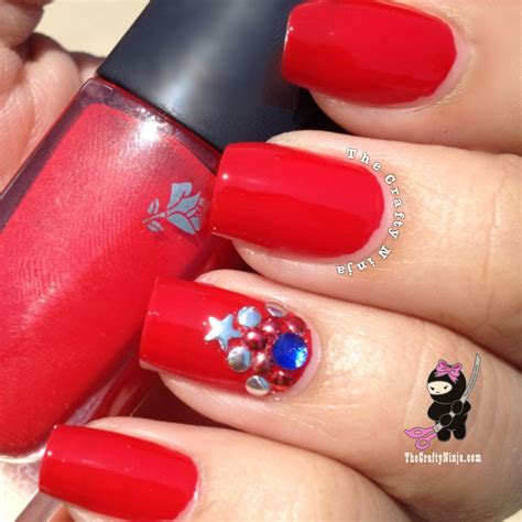 Red Bling Independence Day Nails | The Crafty Ninja