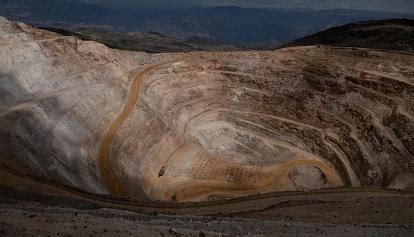 Banda Armata Assalta La Miniera D Oro Di Poderosa Morti E Feriti