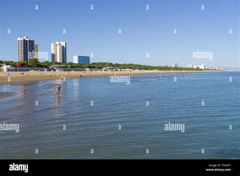 Lignano Beach High Resolution Stock Photography And Images Alamy