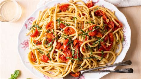 12 Best Cherry Tomato Recipes