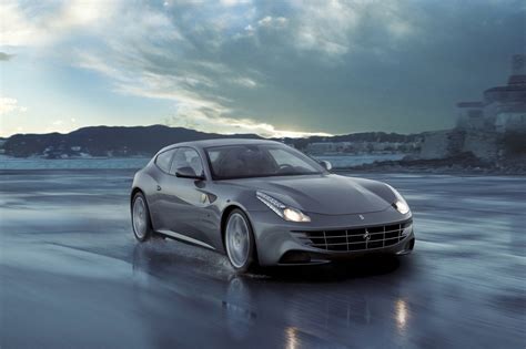 Fiche Technique Ferrari Ff V